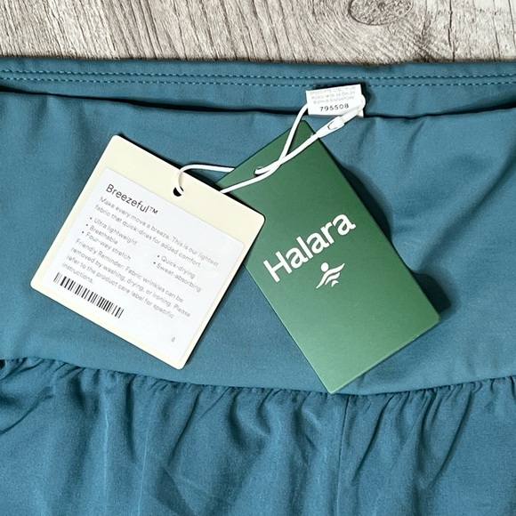 HALARA Breezeful High Waisted Crossover Pocket Quick Dry Capri Pants size XL NWT - Picture 3 of 9